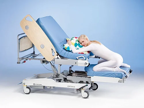 Акушерская родовая кровать - кресло Optima Lojer-5